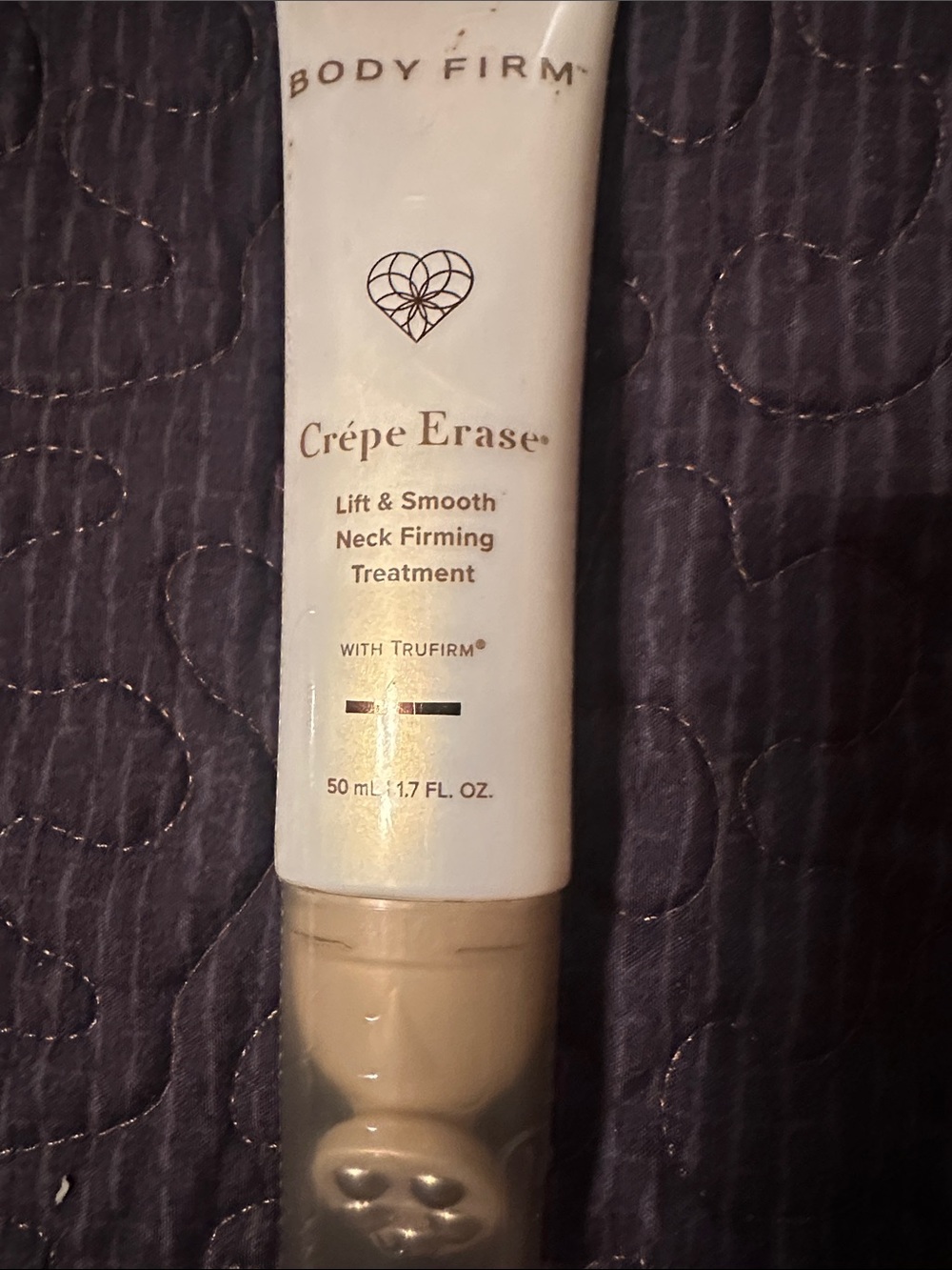 Body Firm Crêpe Erase Neck Firming Treatment - White & Gold